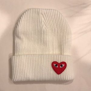 cdg beanie heart